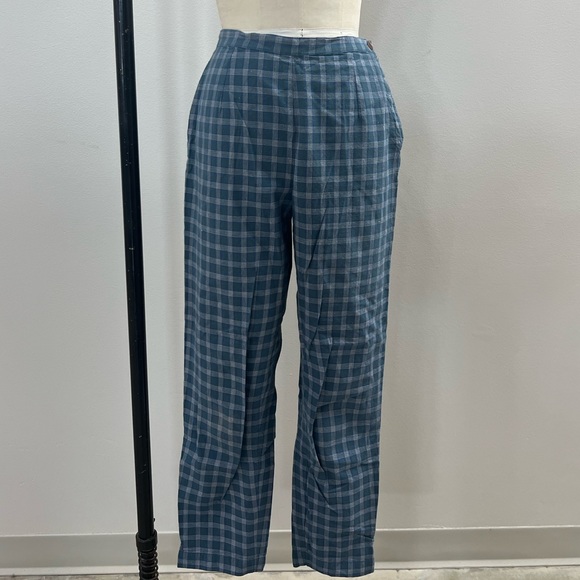 Vintage Gap Plaid Pants | Size 4-6 - Picture 2 of 6
